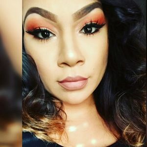 Meet your Posher, Ami